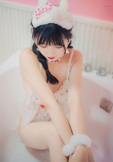 一楼一鬼